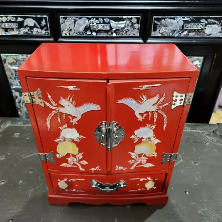 [BUNJANG] 1960s Vintage Tongyeong Mother-of-Pearl Lacquerware Red Lacquer Phoenix Jewelry Box / 60년대 빈티지 통영 나전칠기 자개 홍장 봉황문 보석함