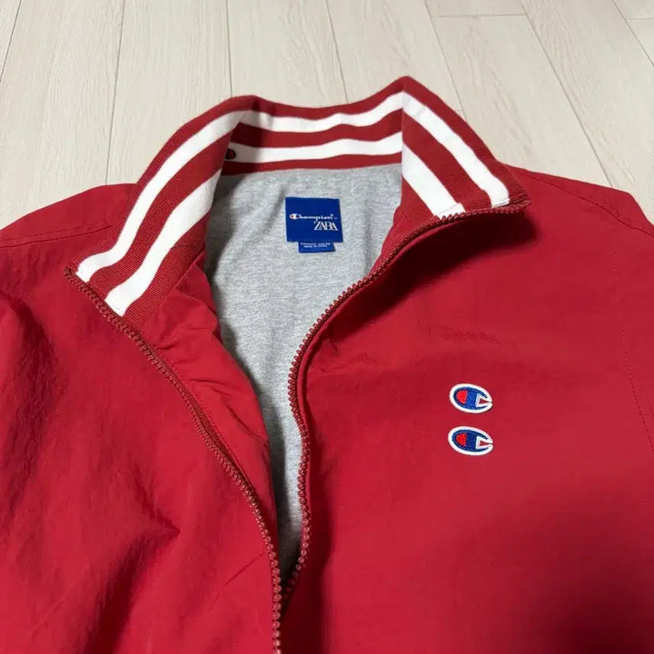 [BUNJANG] Zara x Champion Technical Patch Jacket Red / 자라 x 챔피온 테크니컬 패치 자켓 레드
