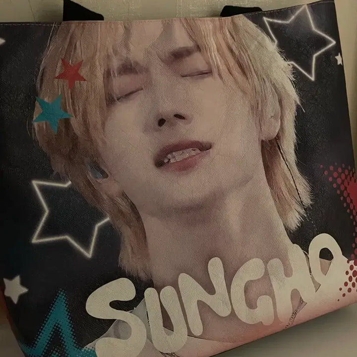 [BUNJANG] BOYNEXTDOOR Sung Ho Reusable Bag / 보넥도 성호 리유저블백