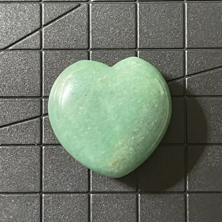 [SOLD OUT] 그린 아벤츄린 하트 카빙 천연 원석