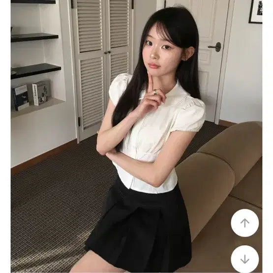 [BUNJANG] Moodlabel Shirring Lace Blouse / 에이블리 무드라벨 셔링 블라우스