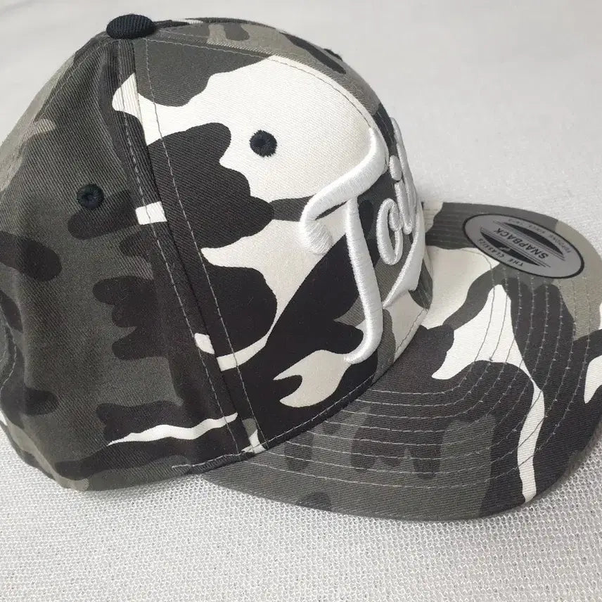 [BUNJANG] The Classics Camouflage Snapback Hat (One Size Fits Most) / THE CLASSICS 카모플라쥬 스냅백 모자 프리사이즈