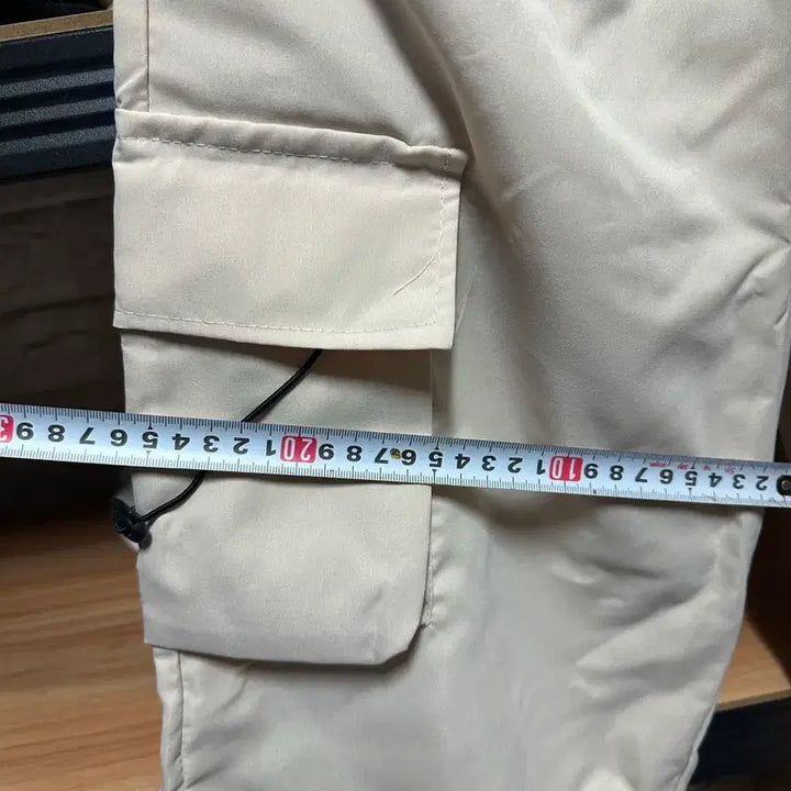 [BUNJANG] Ivory Cargo Jogger Pants / 아이보리 카고 조거 팬츠 새상품