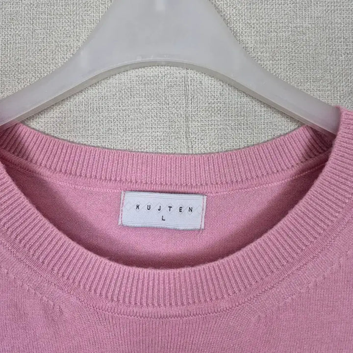 [BUNJANG] Soft &amp; Bright Pink Knit Sweater (L) / 