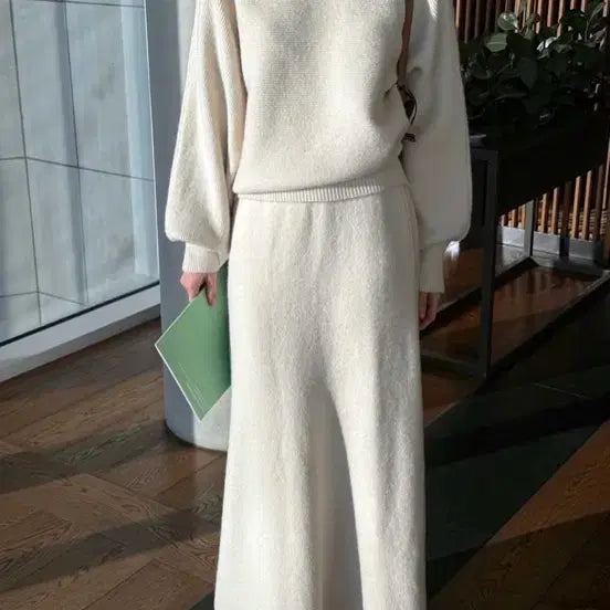 [BUNJANG] Broad Elegant Two-Piece Ivory Set (F) / 새제품 / 브로드 우아 투피스 아이보리 세트 (F)