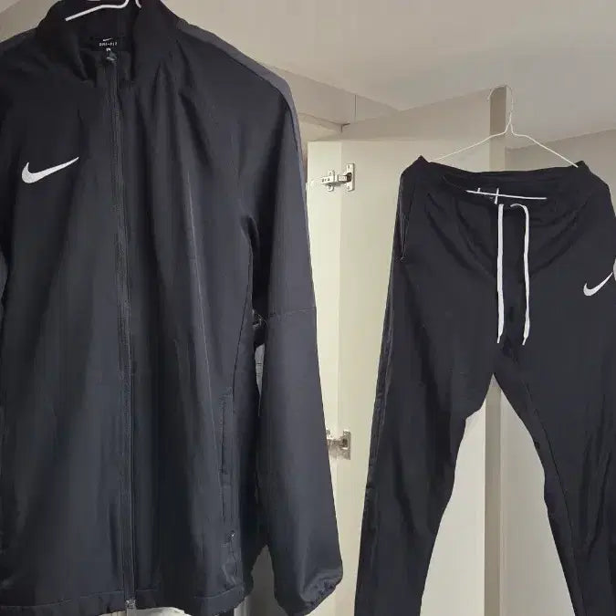 [BUNJANG] Nike Dri-FIT Tracksuit Set / 나이키 드라이핏 트랙수트 세트