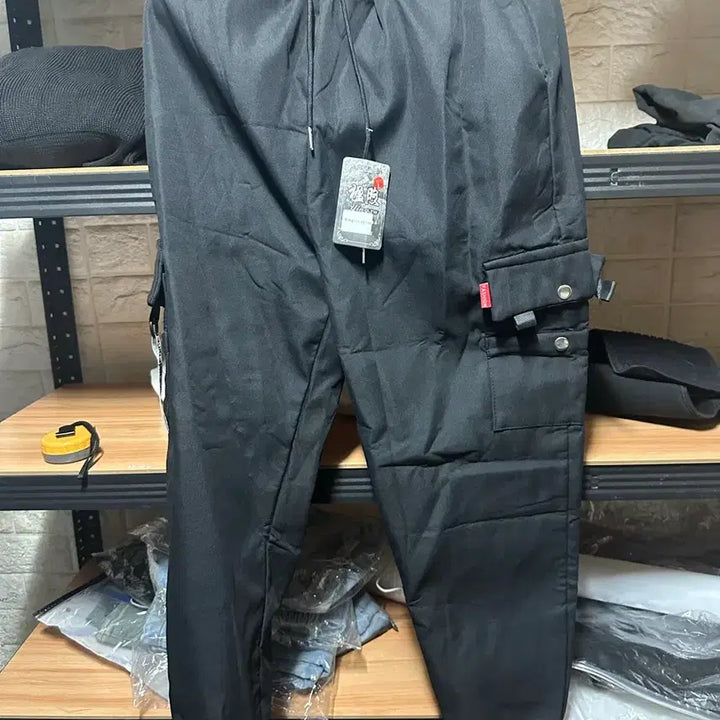 [BUNJANG] Black Training Pants / 블랙 트레이닝 바지 새상품