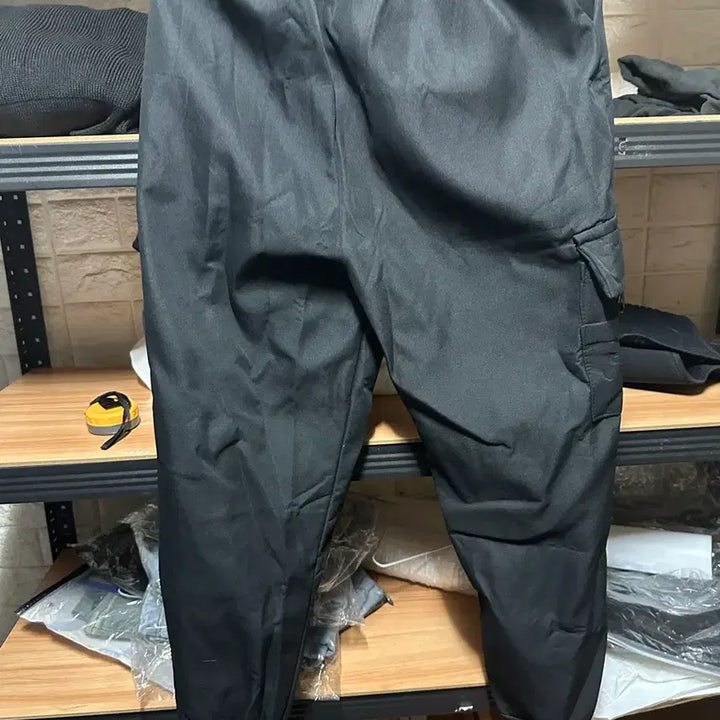 [BUNJANG] Black Training Pants / 블랙 트레이닝 바지 새상품