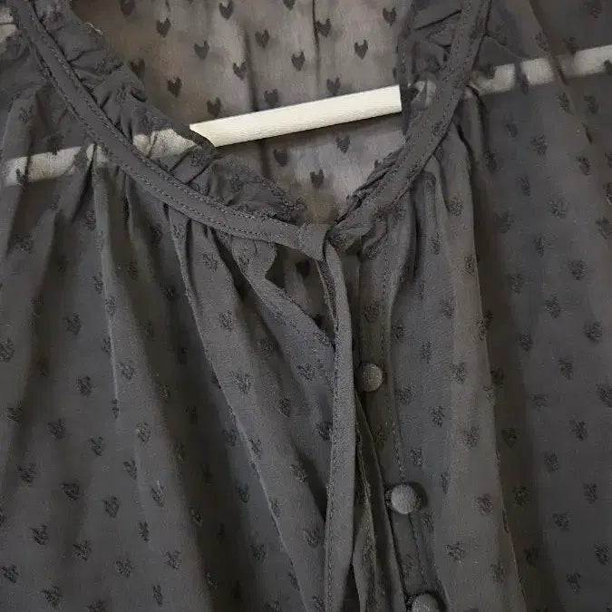 [BUNJANG] Sheer Lace Blouse / 시스루 레이스 블라우스 새상품