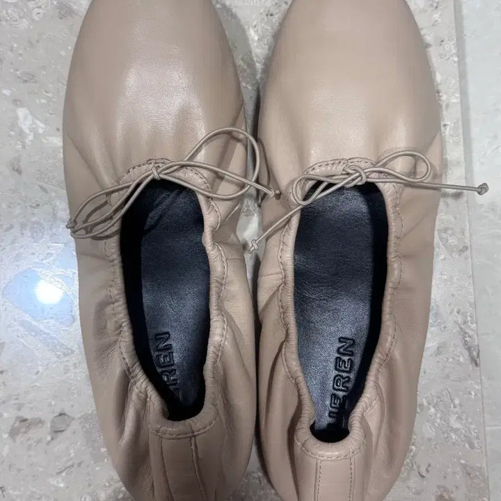 [BUNJANG] Kuern Roma 07 Beige 240mm Shoes / 쿠에른 로마 07 베이지 240