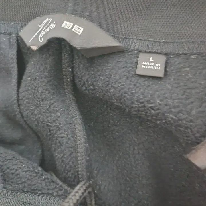 [BUNJANG] Uniqlo x Needles Fleece Wide Pants Black / 유니클로 x 니들스 플리스 와이드 팬츠 블랙 (JP)
