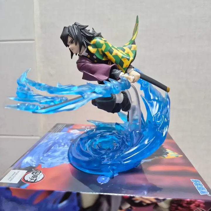 [BUNJANG] Demon Slayer Tomioka Giyu Figure / 귀멸의칼날 토미오카 기유 피규어