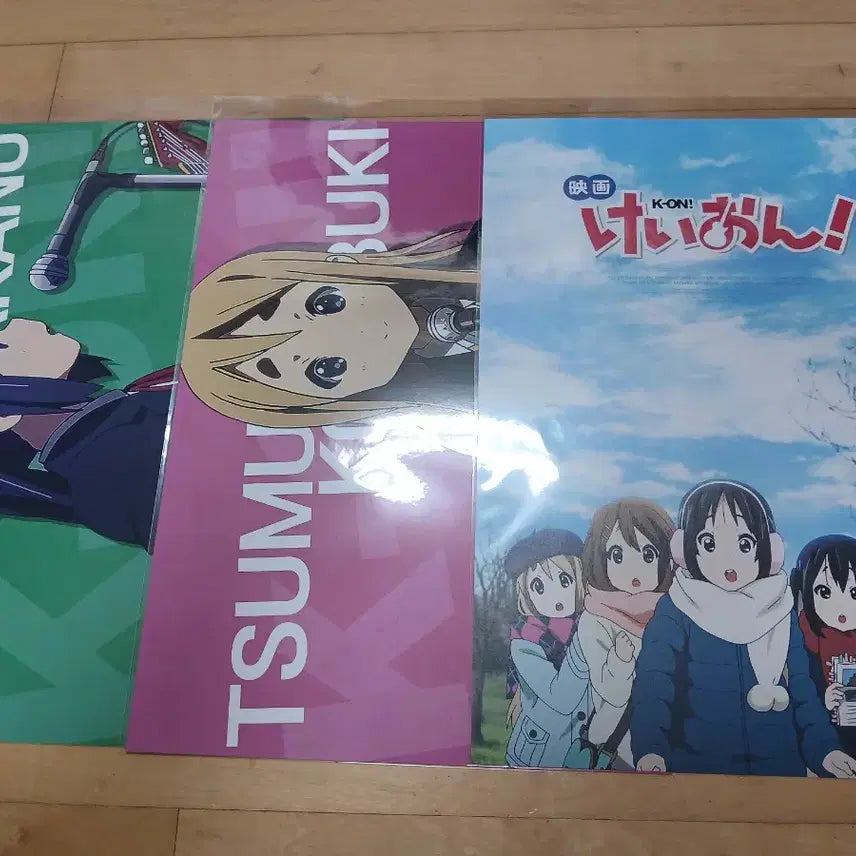 [SOLD OUT] 3종 일괄)케이온 런던 여행중+무기+아즈사 포스터 일괄