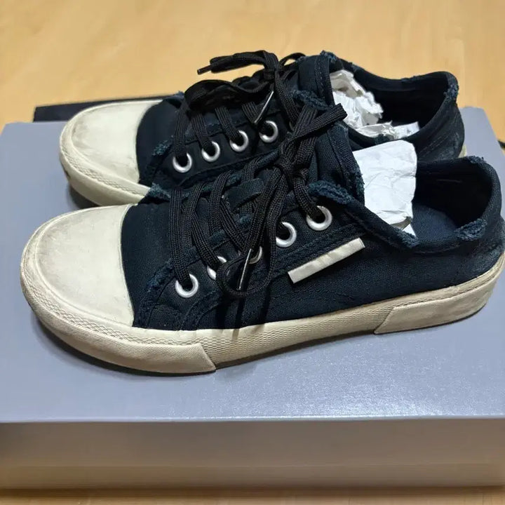 [BUNJANG] Balenciaga Paris Low Sneakers / 발렌시아가 로우 파리 스니커즈 (35)