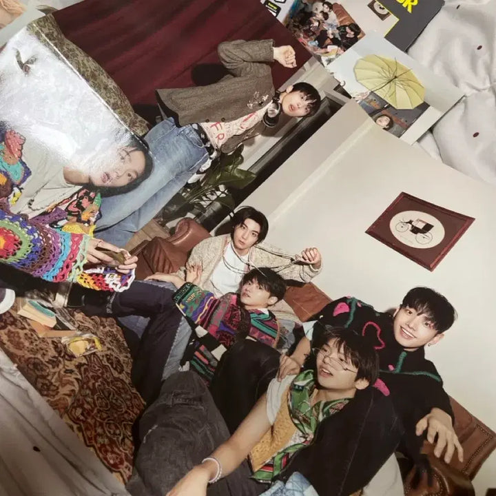[BUNJANG] BOYNEXTDOOR Who Album + Fanlight Photocard / 보이넥스트도어 Who 앨범 + 응원봉 포토카드
