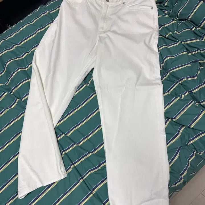[BUNJANG] Uniqlo Wide Tapered Jeans / 유니클로 와이드 진
