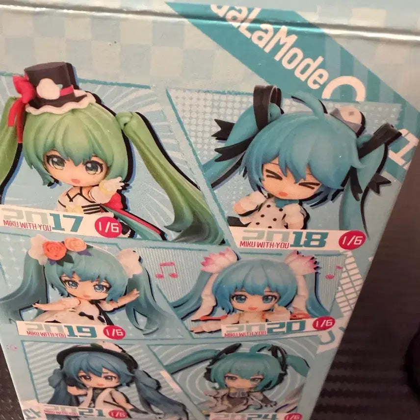 [BUNJANG] Bloquee Hatsune Miku With You 2024 Figure / 블로키 하츠네 미쿠 위드유 2024