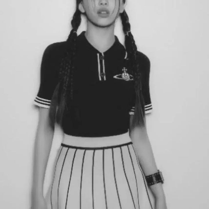 [BUNJANG] Vivienne Westwood Golf Short Sleeve Knit - Worn by NewJeans / 비비안웨스트우드 골프 반팔 니트 뉴진스 착용 화이트
