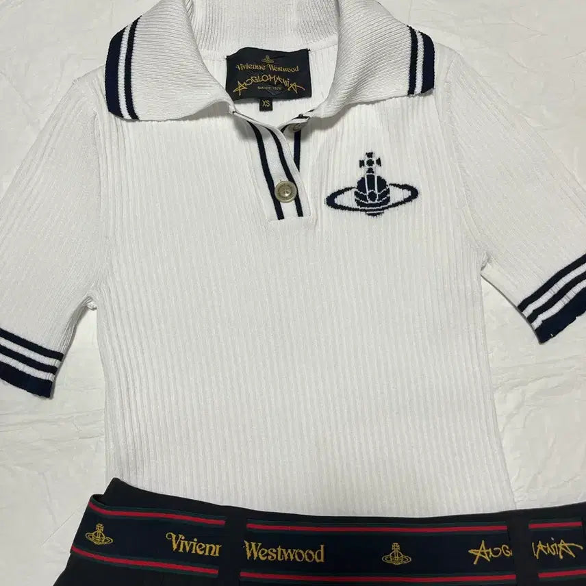 [BUNJANG] Vivienne Westwood Golf Short Sleeve Knit - Worn by NewJeans / 비비안웨스트우드 골프 반팔 니트 뉴진스 착용 화이트
