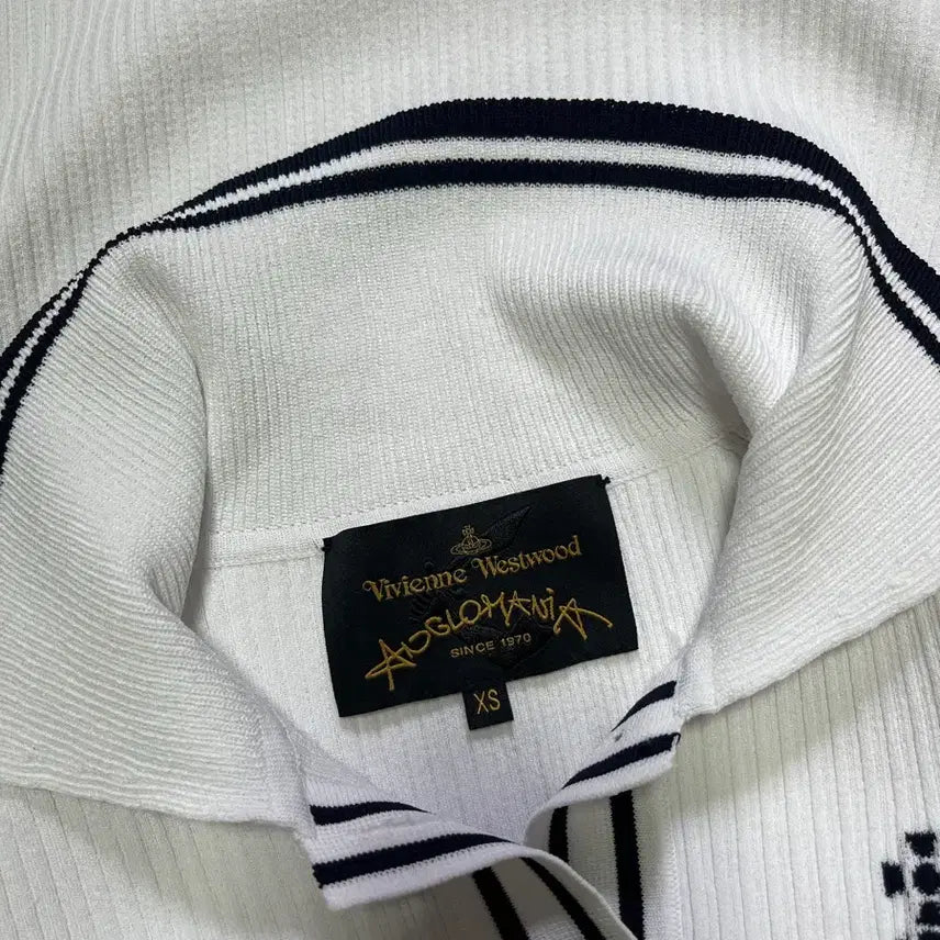 [BUNJANG] Vivienne Westwood Golf Short Sleeve Knit - Worn by NewJeans / 비비안웨스트우드 골프 반팔 니트 뉴진스 착용 화이트