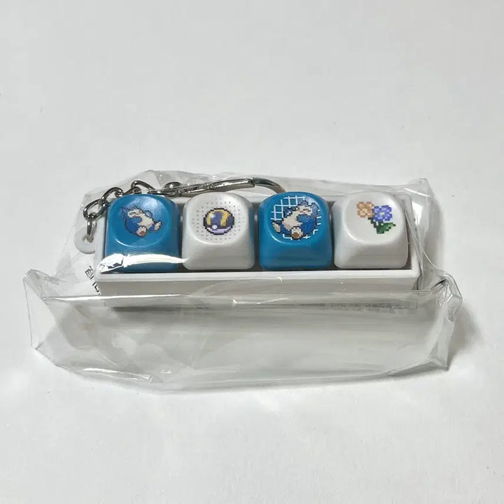 [BUNJANG] WAKEMAKE x Hello Kitty Charm Keyring - Black (Sealed) / 미개봉) 토니모리 잠만보 키캡키링 핑크뮤쇼킹 올리브영 포켓몬
