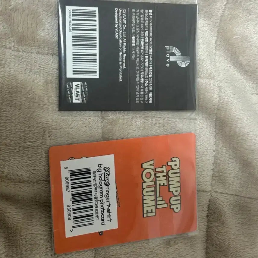 [BUNJANG] PLAVE Black T-Shirt L Size with Big Photocard / 플레이브 반팔티 새상품 ( 빅포카 포함 )
