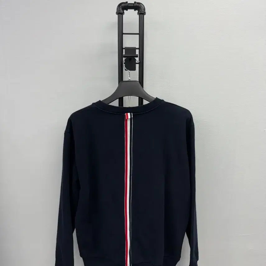 [BUNJANG] Thom Browne Back Tricolor Sweatshirt Navy Size 4 / [세븐럭셔리샵] (4) 톰브라운 백삼선 맨투맨
