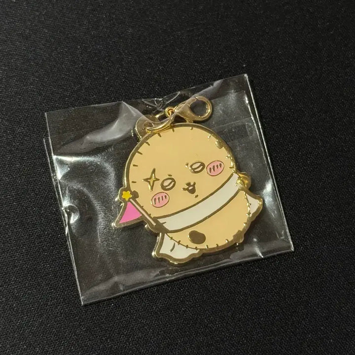 [BUNJANG] Chiikawa Park Racco Metal Charm / 치이카와파크 메탈참 랏코
