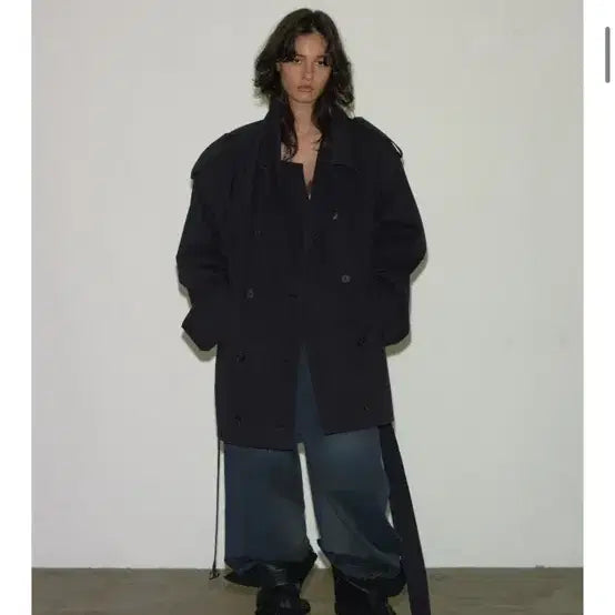 [BUNJANG] SEO TRENCH HALF SLIT COAT BLACK / 에스이오 트렌치코트 TRENCH HALF SLIT COAT BLACK