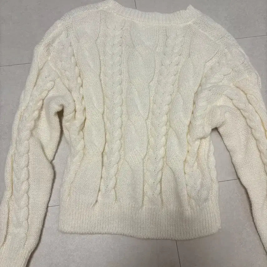 [BUNJANG] Ableit Knit / 에이블릿 니트