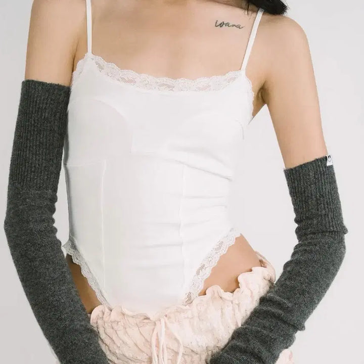 [BUNJANG] Three Times Evelyn Lace Top M / 쓰리타임즈 에블린 레이스 탑 M