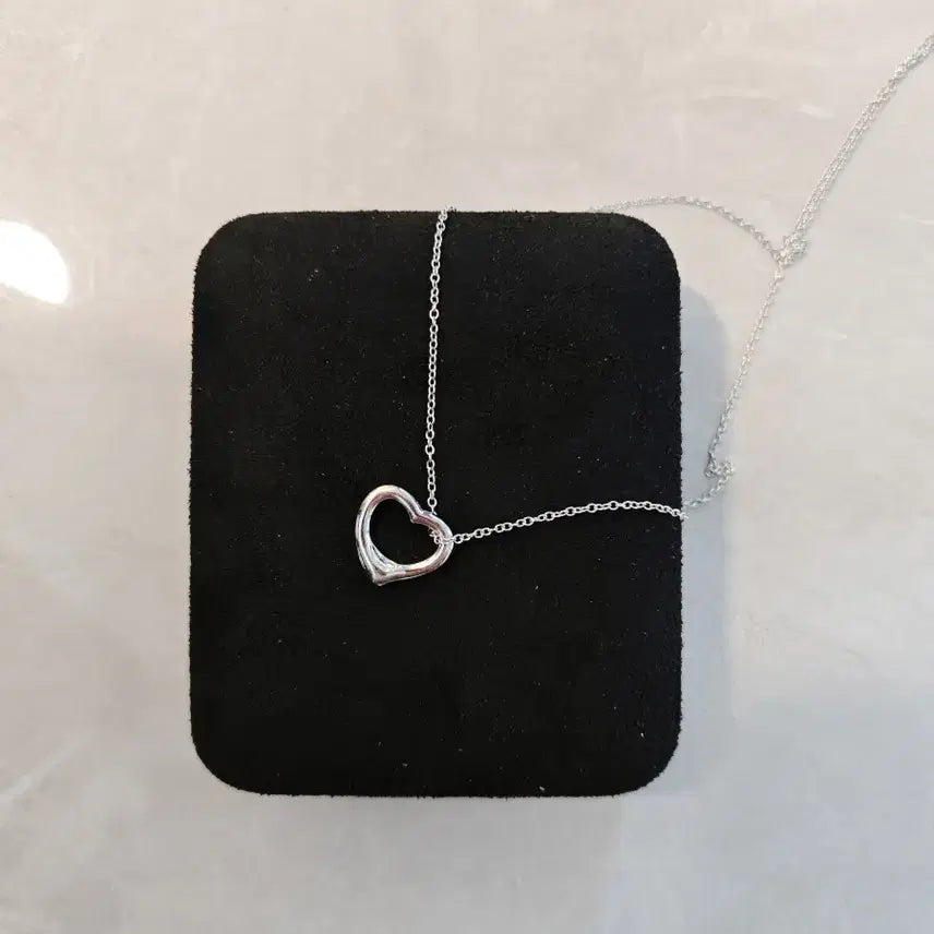 [BUNJANG] Heart Shape Silver Necklace / 하트모양 실버 목걸이