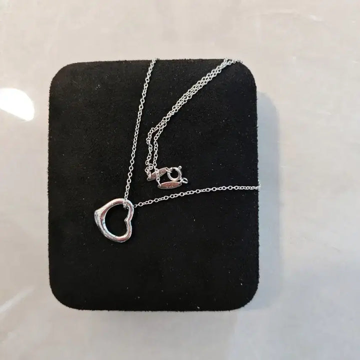 [BUNJANG] Heart Shape Silver Necklace / 하트모양 실버 목걸이