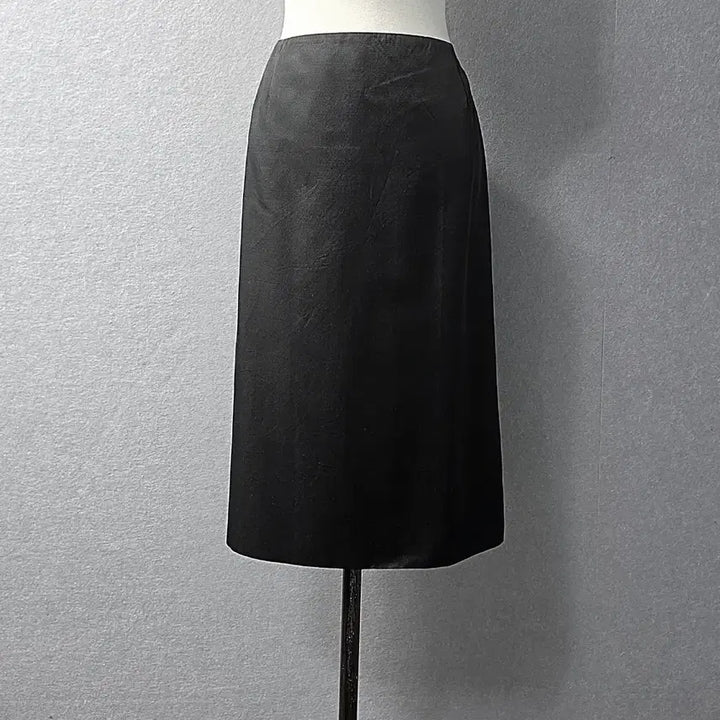[BUNJANG] PRADA Wool Silk Back Slit Skirt Black / PRADA프라다 울/ 실크 백슬릿 스커트 /아카이브
