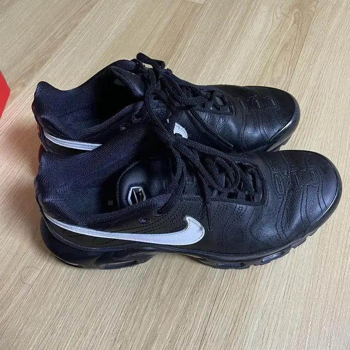 [BUNJANG] Nike Air Max Plus TNPO Black / 나이키 에어맥스 플러스 TNPO 블랙 260 판매