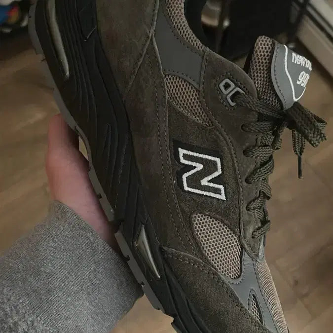[BUNJANG] New Balance 991 Olive Tan Made in England Sneakers / 뉴발란스 991 올리브탄 280D 43 메이드인잉글랜드