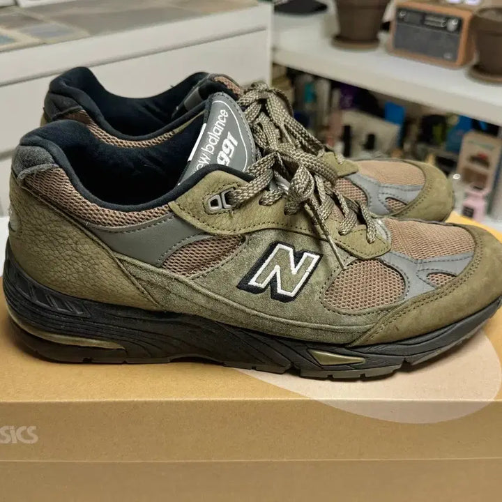 [BUNJANG] New Balance 991 Olive Tan Made in England Sneakers / 뉴발란스 991 올리브탄 280D 43 메이드인잉글랜드