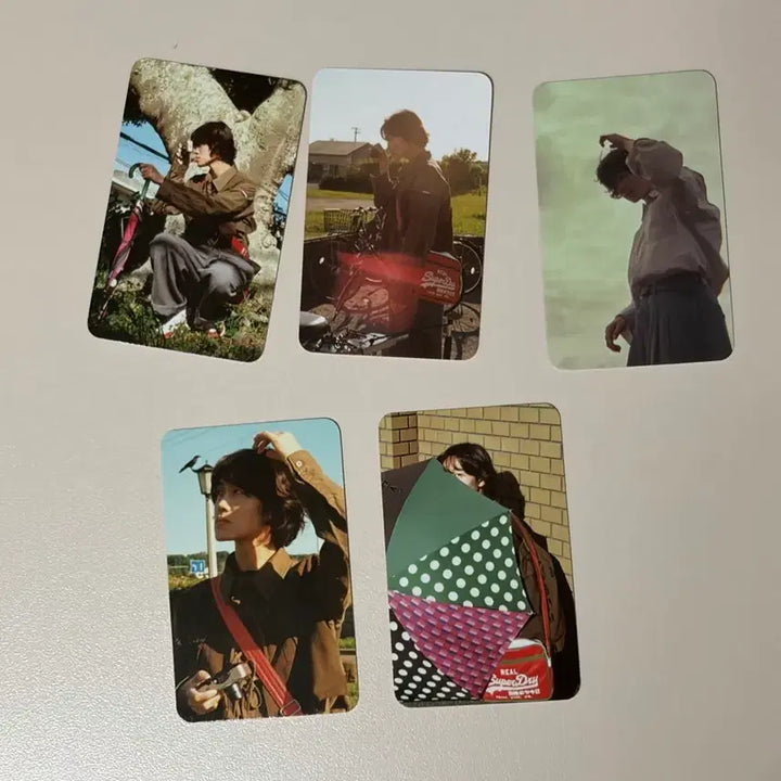 [SOLD OUT] 데이먼스이어 사진전 포토카드 일괄 양도 포카