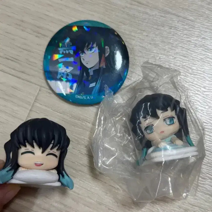 [BUNJANG] Demon Slayer Muichiro Tokito Two Badges Bundle Set / 일괄)귀칼 귀멸의칼날 무이치로 오네무탄 2개 뱃지