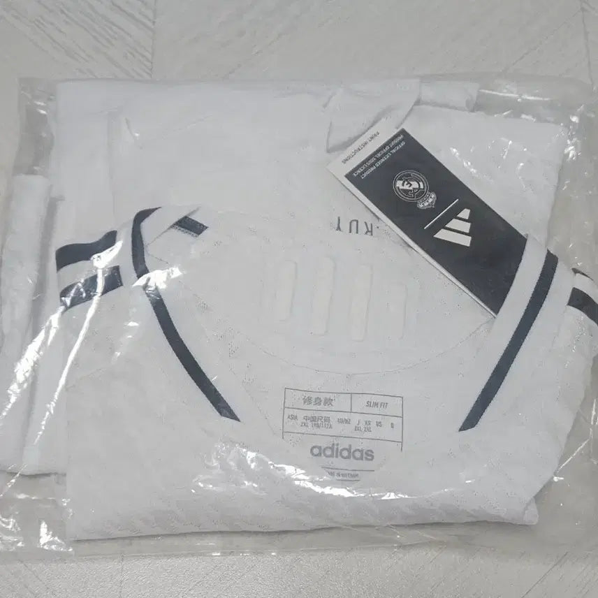 [BUNJANG] Adidas Real Madrid 24/25 Home Authentic Long Sleeve Jersey Size 3XL / 아디다스 레알마드리드 2425 홈어센틱 긴팔 유니폼