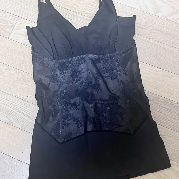 [BUNJANG] Vintage Oriental Fairy Lace Fit Sleeveless Top / 빈티지 블랙 오리엔탈 페어리 딱붙핏 나시