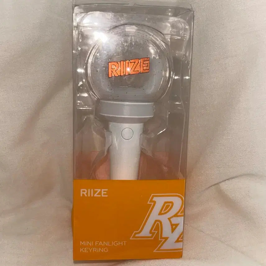 [BUNJANG] RIIZE Mini Lightstick Keyring / RIIZE 라이즈 미니 응원봉 키링