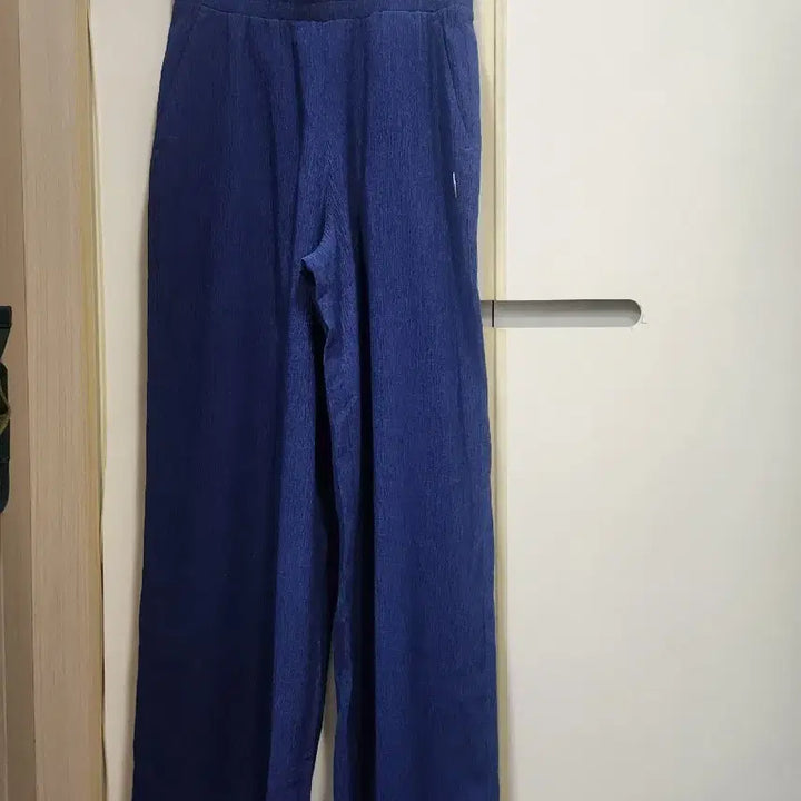 [BUNJANG] Le Coq Sportif Ribbed Wide Pants / 르꼬끄 골지 와이드 팬츠