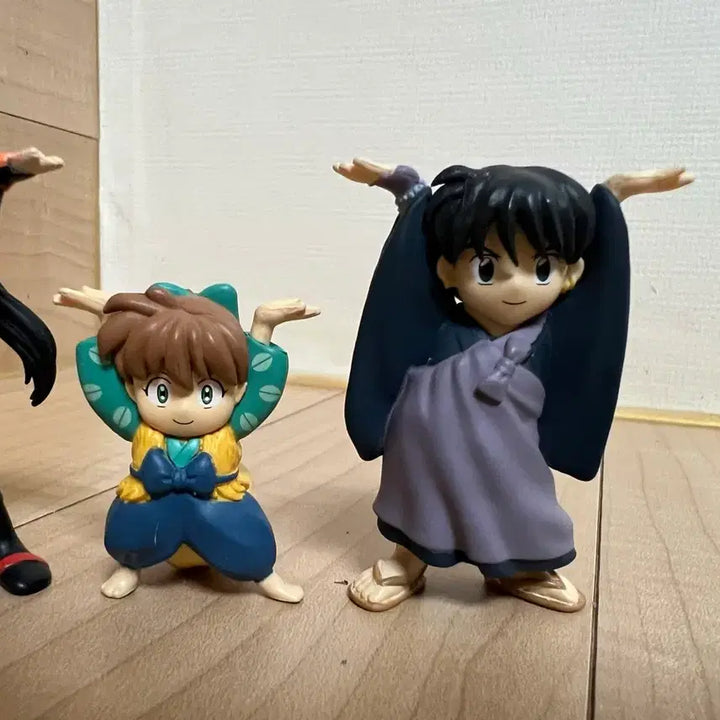 [BUNJANG] Inuyasha Pen Stand Capsule Gacha Figures 3-Piece Set / 이누야샤 펜 스탠드 캡슐 가챠 피규어 3종 세트