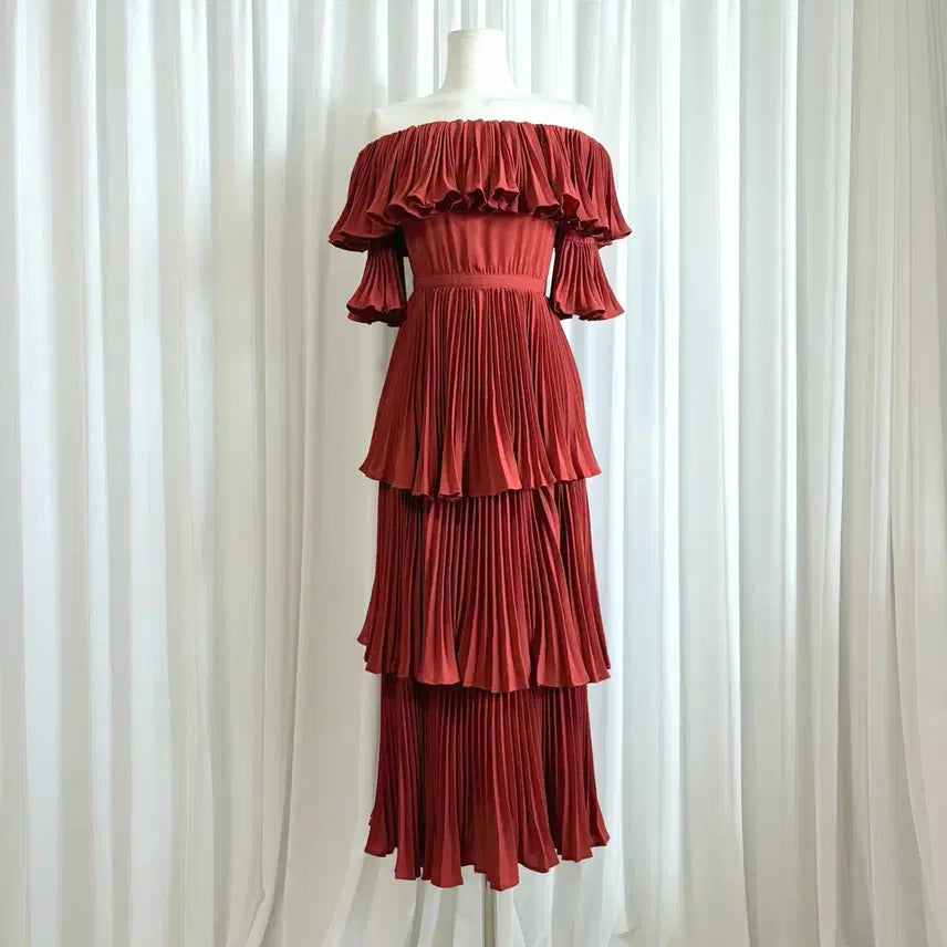 [BUNJANG] Self-Portrait Pleated Layered Crimson Red Dress UK8 / 셀프포트레이트 플리츠 레이어드 크림슨레드 드레스 원피스(UK8)상태좋음