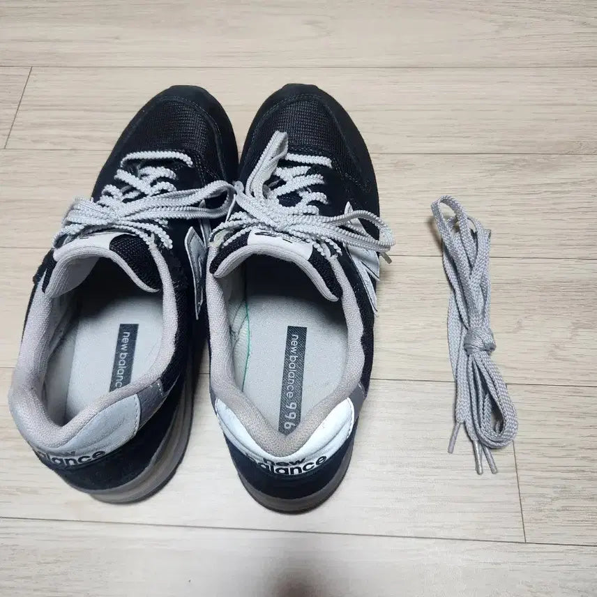 [BUNJANG] New Balance 996 Black Sneakers CM996BP / [뉴발란스] 996 블랙 스니커즈 CM996BP 285