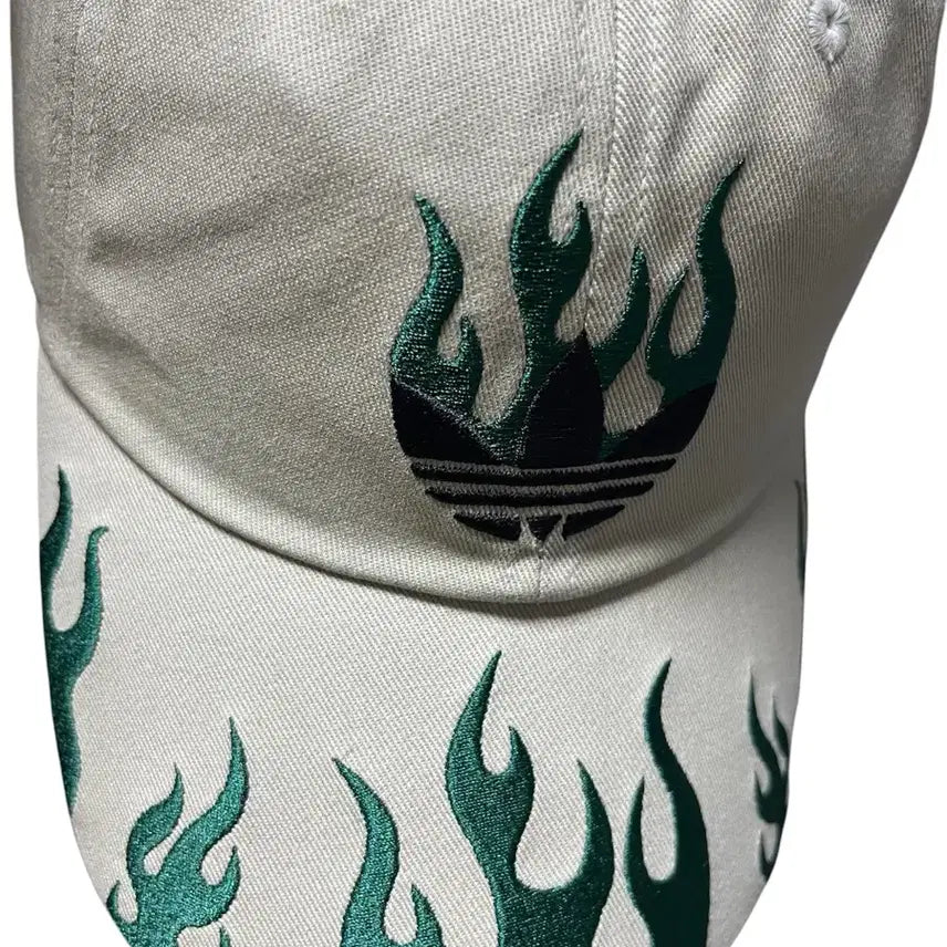 [BUNJANG] Adidas Flame Logo Dad Cap / 아디다스 플레임 로고 볼캡 모자