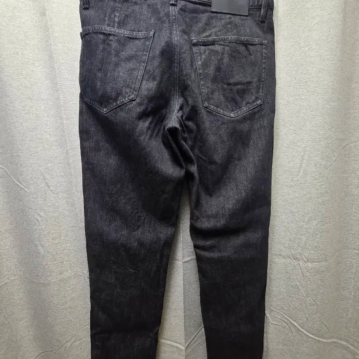 [BUNJANG] Massimo Dutti Tapered Fit Black Washed Jeans EU40 / 마시모두띠 테이퍼드핏 블랙 워싱 진 EU40 사이즈