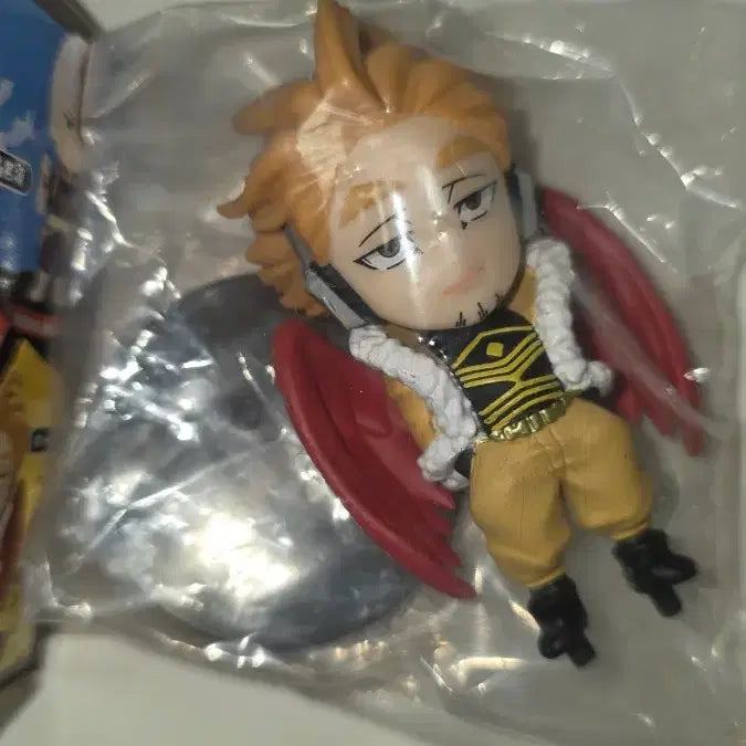 [BUNJANG] My Hero Academia Hawks Kitan Club Figure Sealed / 히로아카 호크스 키탄클럽 미개봉 새상품