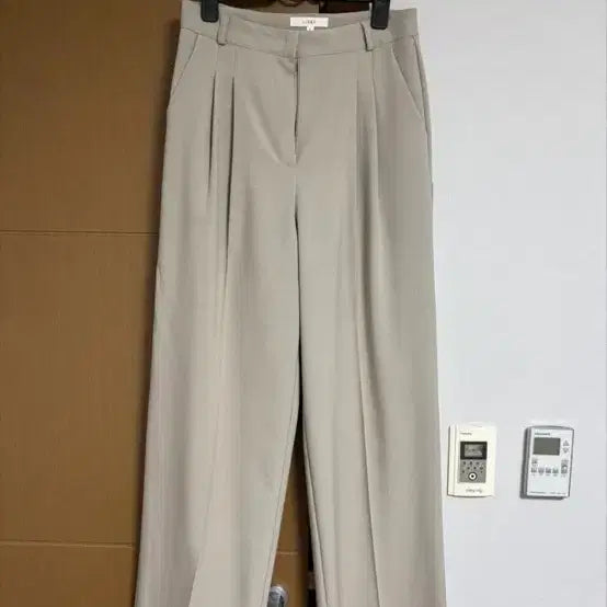 [BUNJANG] Kinda Beige Ecru Beige Slacks M / 킨다베이지 에크루베이지 슬랙스 m